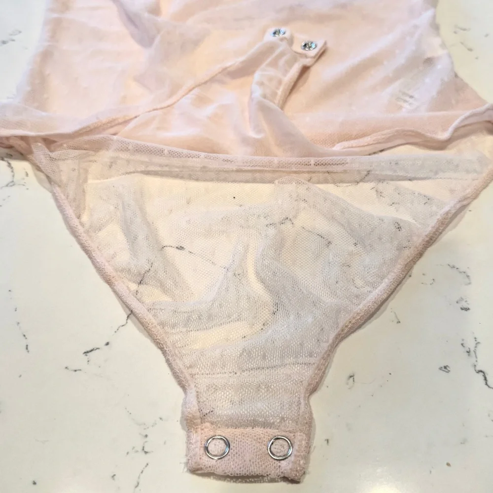 Forever 21 Pink Sleeveless Lace Bodysuit Lingerie Baddie Women’s Size S NWT - Picture 8 of 11